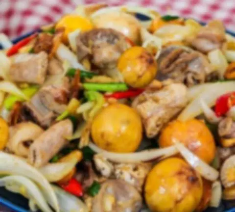 Hình ảnh Gỏi - dồi trường - thịt gà -Tặng kèm cháo