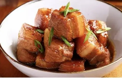 Hình ảnh cơm thịt kho