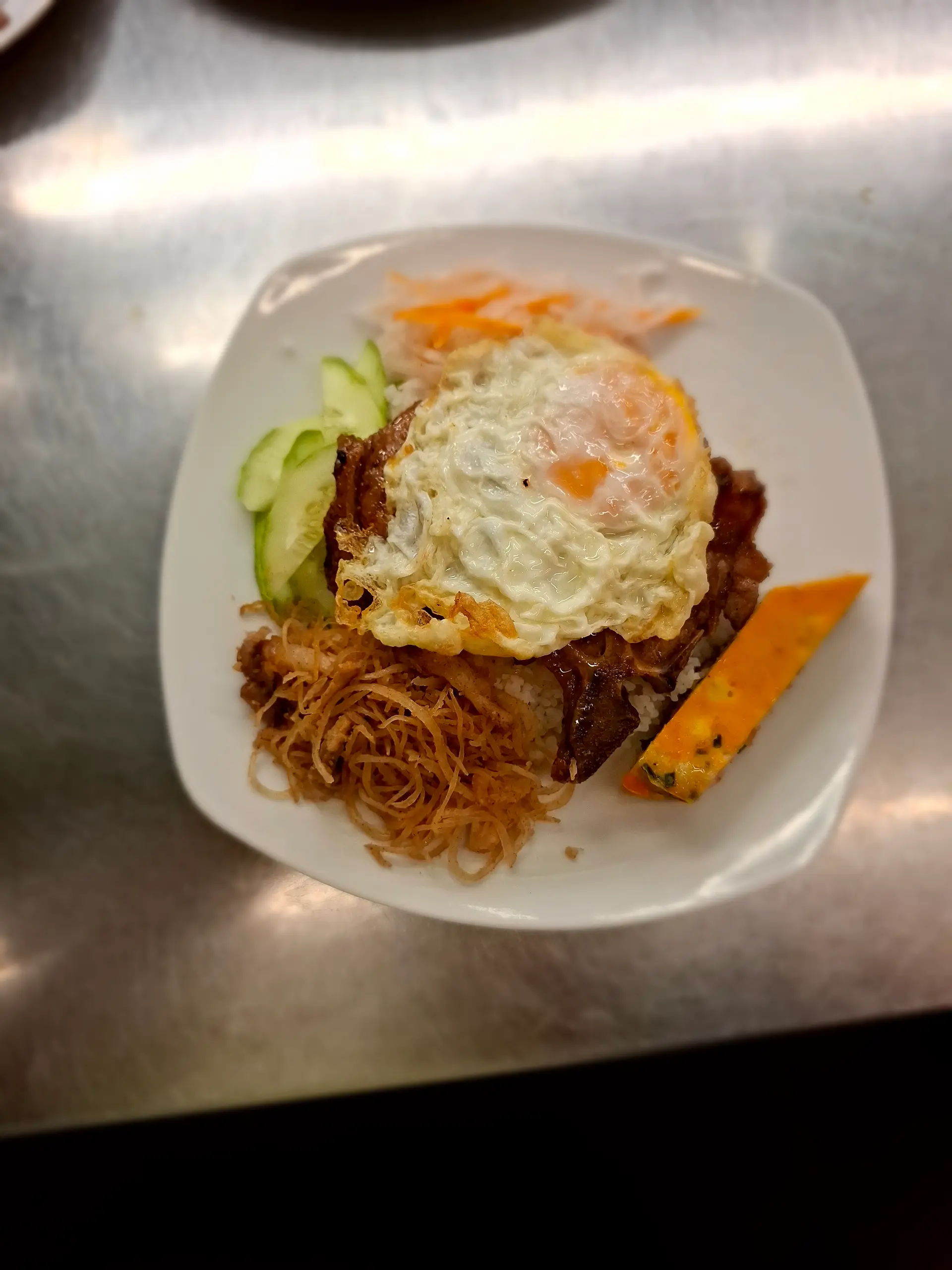 Hình ảnh Sườn bì chả trứng