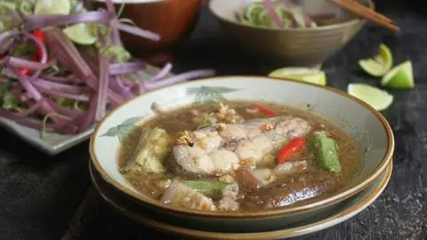 Hình ảnh Cơm Mắm Kho Cá Basa