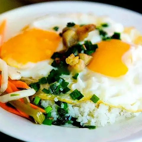 Hình ảnh Cơm 2 Ốp La + Súp + Coca