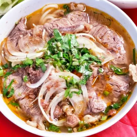Hình ảnh Bún Bò Nạm + Bò Viên + Gân
