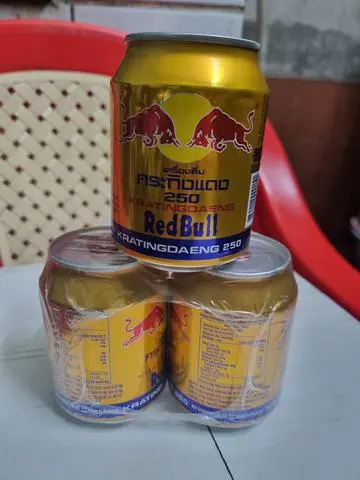 Hình ảnh RedBull thái 