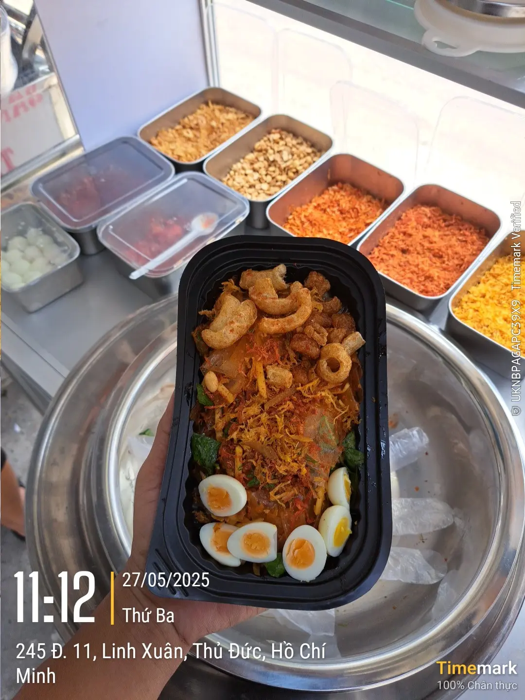 Hình ảnh bánh tráng phơi sương trộn víp