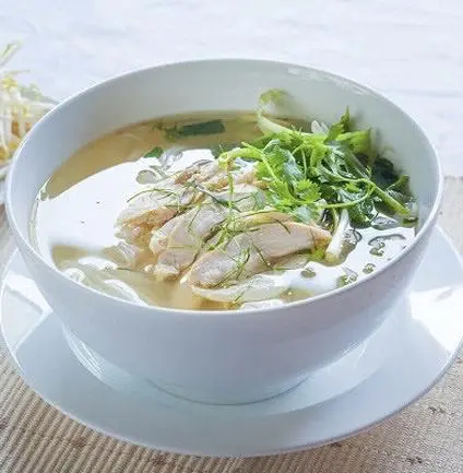 Hình ảnh Phở gà lẫn