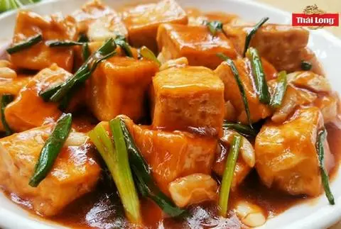 Hình ảnh Cơm Đậu Hủ Sốt Mắm Me