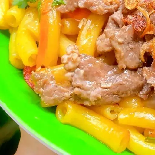 Hình ảnh Nui xào bò
