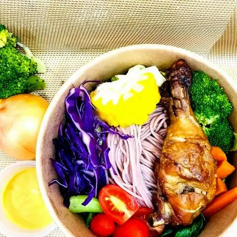 Hình ảnh Bún gạo lứt Gà Roti