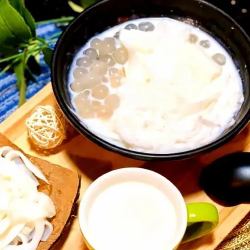 Hình ảnh Chè dừa dầm Hải Phòng chính gốc