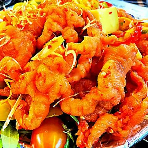 Hình ảnh Chân gà sốt thái