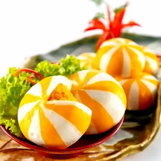 Hình ảnh Bánh bao trứng cá - 3 viên