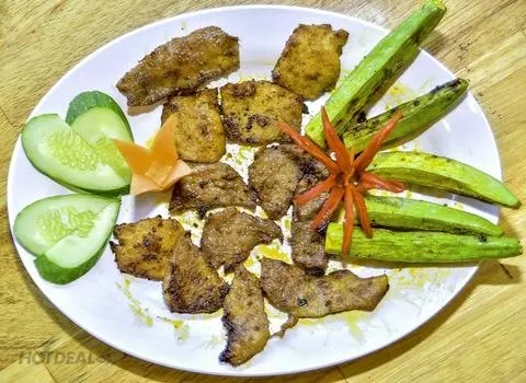 Hình ảnh Vú Heo Chiên Mắm Tỏi-100gram 