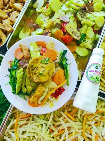 Hình ảnh Cơm Chay Thập Cẩm + Chả Nấm Kho  + Sữa Hạt Sen