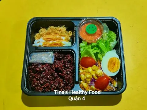 Hình ảnh Cơm salad trứng ốp la chà bông