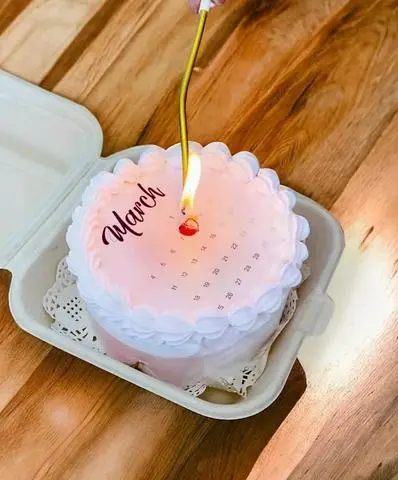 Hình ảnh bánh kem bento đốt cháy 