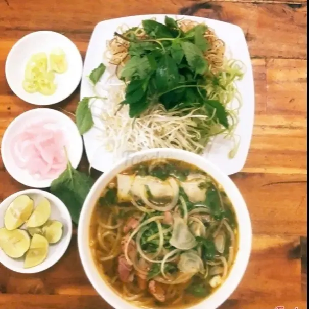 Hình ảnh Bún Bò Huế Nạm+ Chả Huế 