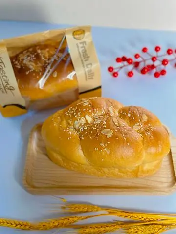 Hình ảnh Bánh mì hoa cúc