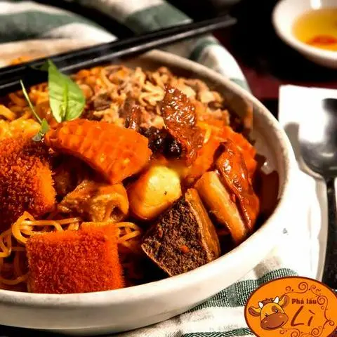 Hình ảnh Mì trộn phá lấu sa tế