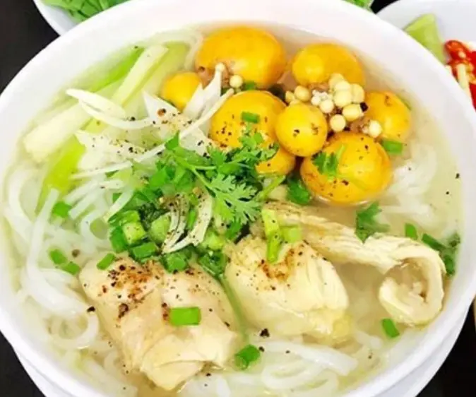 Hình ảnh Bún gà đùi