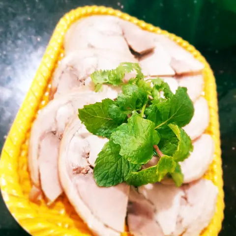 Hình ảnh Thịt khoanh bắp