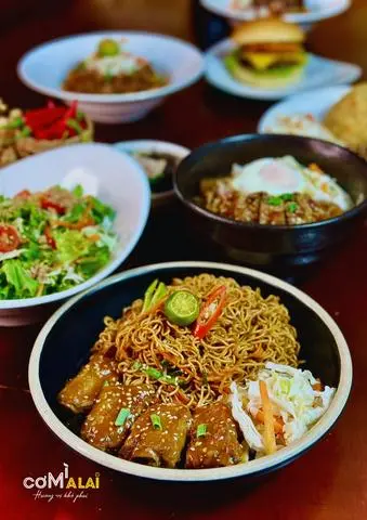 Hình ảnh Mì xào Mã Lai - Sườn cây sốt Teriyaki