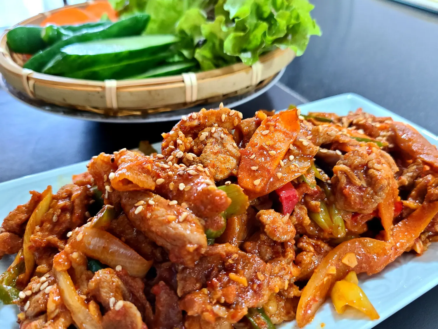 Hình ảnh Thịt Heo Xào Cay 