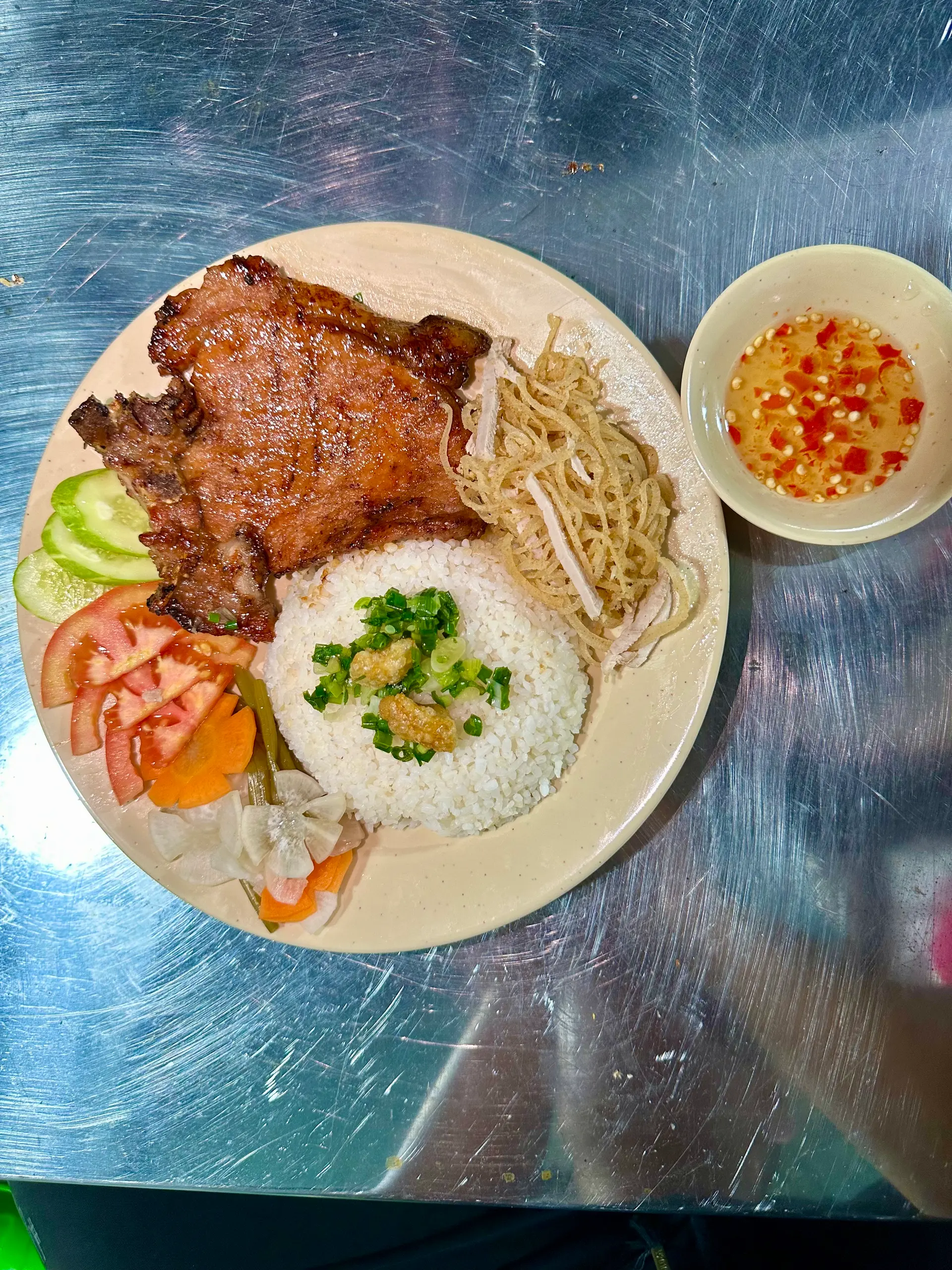 Hình ảnh Cơm tấm sườn - bì