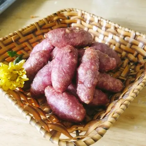 Hình ảnh Khoai môn Hồng Tiên (16v)