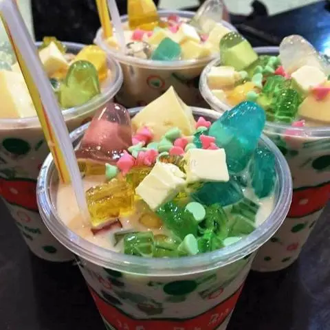 Hình ảnh Trà sữa thạch trái cây size lớn 