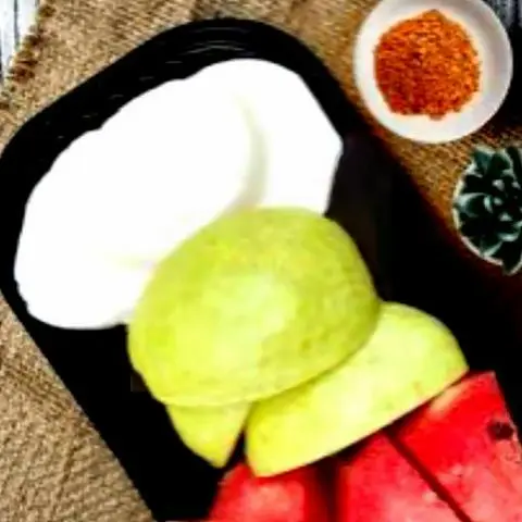 Hình ảnh Thơm - ổi - sắn