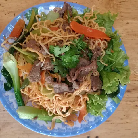 Hình ảnh Mì Xào Bò+1 trứng Ốp la
