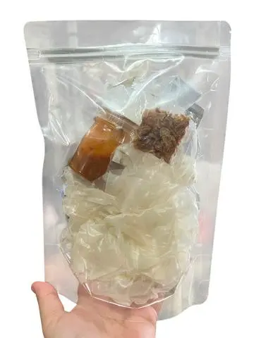 Hình ảnh Bánh tráng dẻo chấm muối sệt