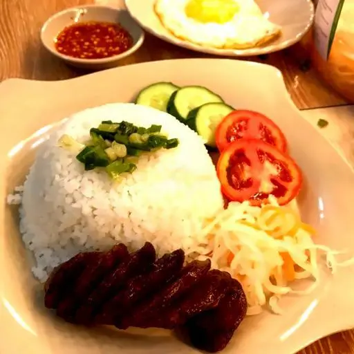 Hình ảnh Cơm Lạp xưởng trứng