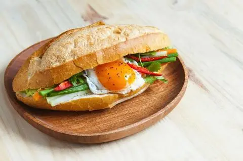 Hình ảnh Bánh mì 1 trứng