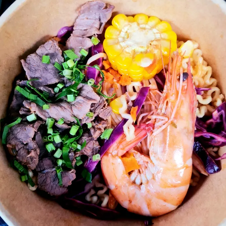 Hình ảnh Mì cay Hàn Quốc Tôm bò
