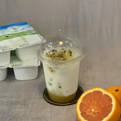 Hình ảnh Sữa chua đánh đá - chanh leo