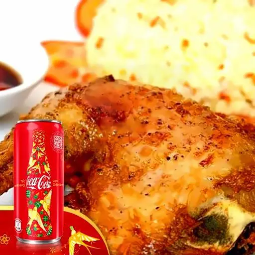 Hình ảnh Cơm gà xối mỡ vừa - cơm thêm - Coca-Cola