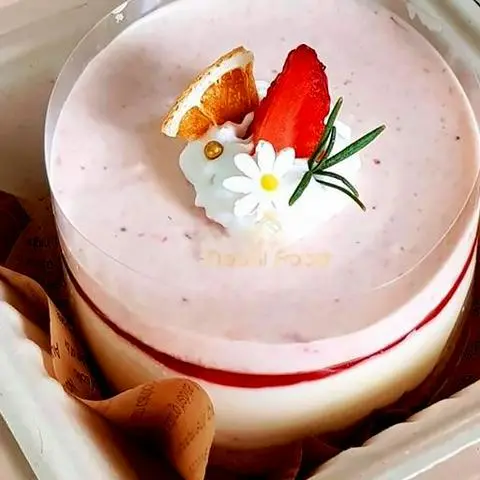 Hình ảnh Bánh kem bento kem dâu