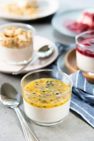 Hình ảnh Panna cotta chanh leo
