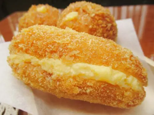 Hình ảnh Bánh su kem chiên xù