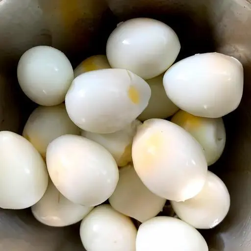 Hình ảnh Trứng Cút Thêm