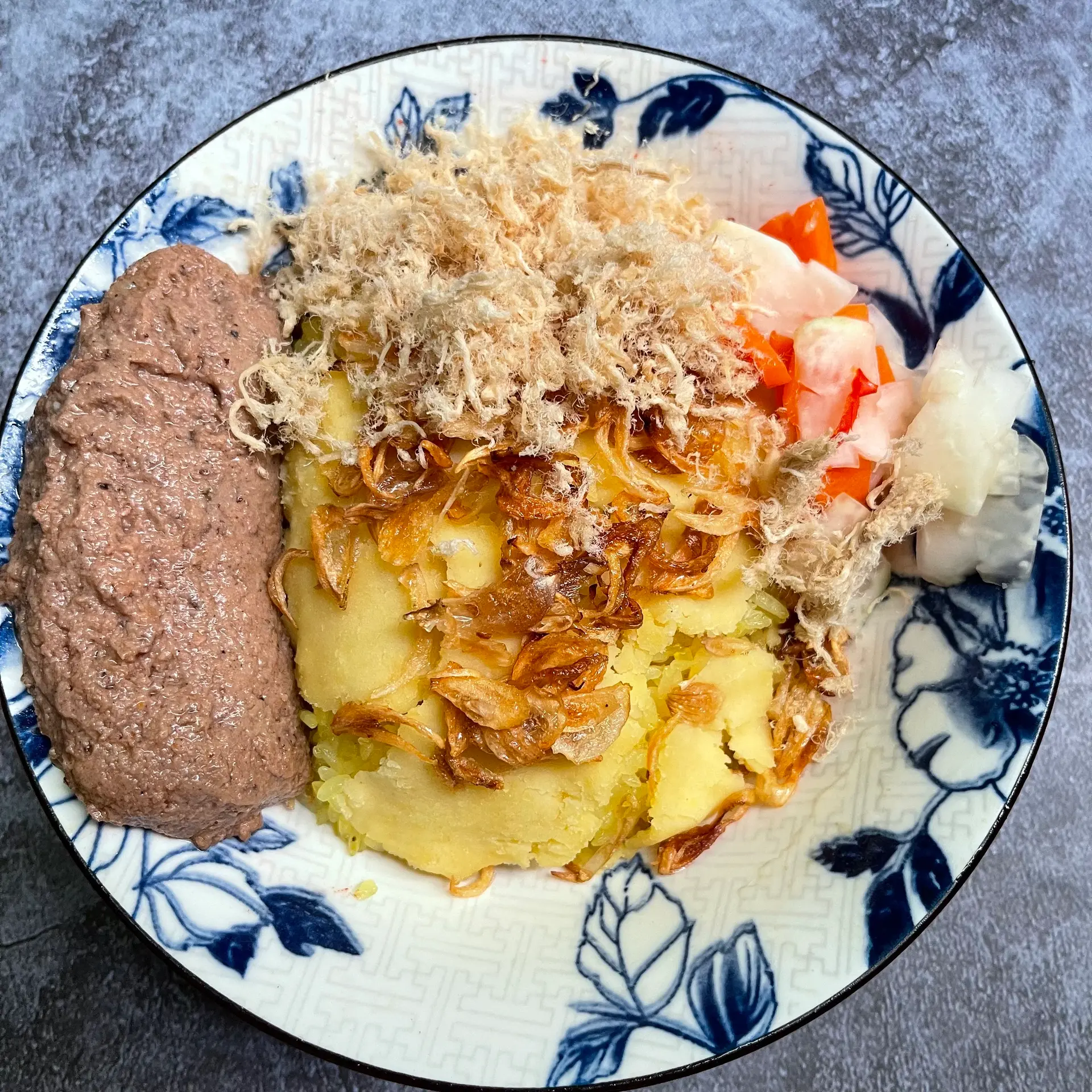 Hình ảnh Xôi xéo Pate + Ruốc (chà bông)