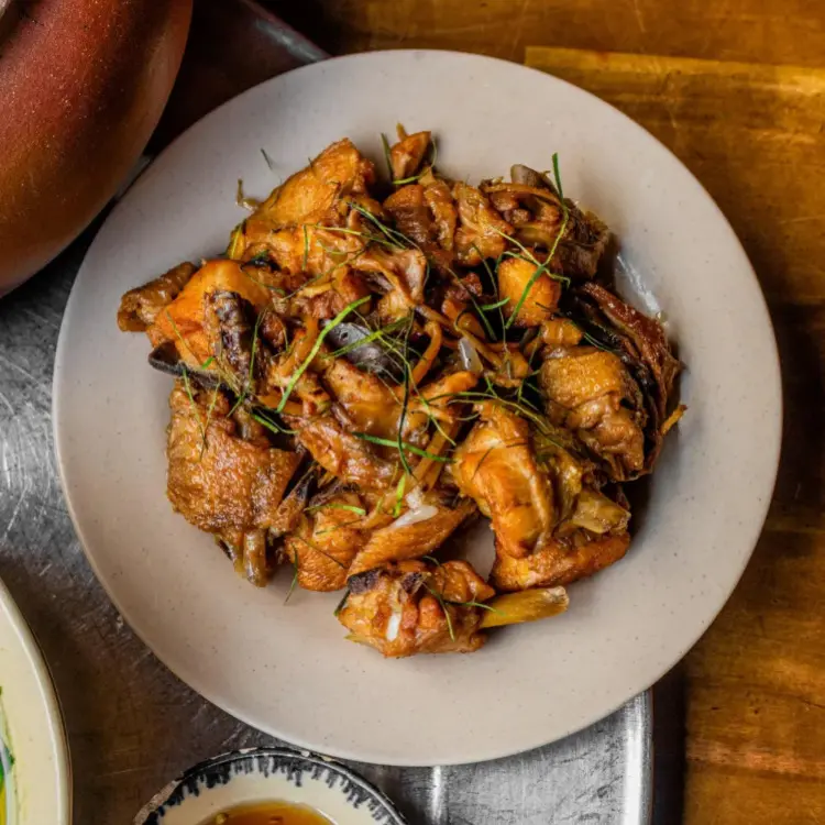 Hình ảnh Cơm gà kho gừng + Canh