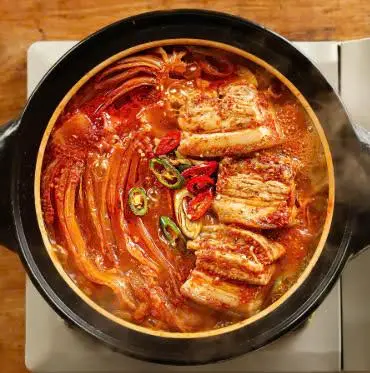 Hình ảnh 89. 묵은지 김치찜 / Súp Kim Chi
