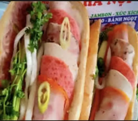 Hình ảnh Bánh Mì thịt chả Hà Nội (4 loại chả )