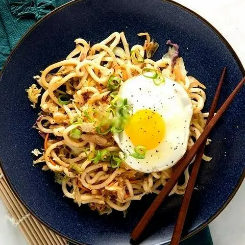 Hình ảnh Mì xào Trứng
