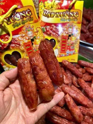 Hình ảnh Lạp Xưởng Mai Quế Lộ Mini  500g
