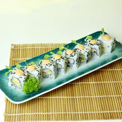 Hình ảnh ROLL TÔM SỐT DYNAMITE 