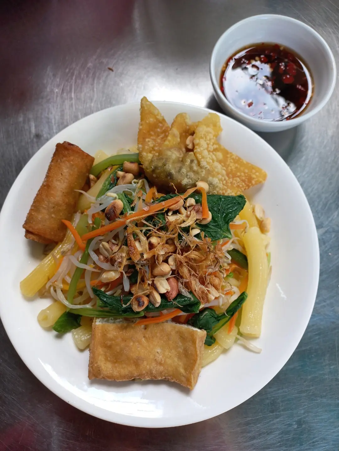 Hình ảnh Nui Xào Chay