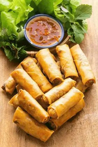Hình ảnh Chả giò thịt đặc biệt